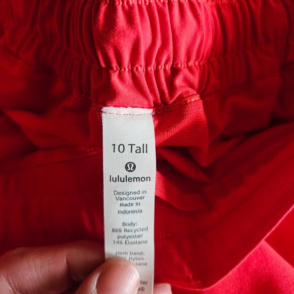 Lululemon Hotty Hot Shorts - Picture 5 of 5